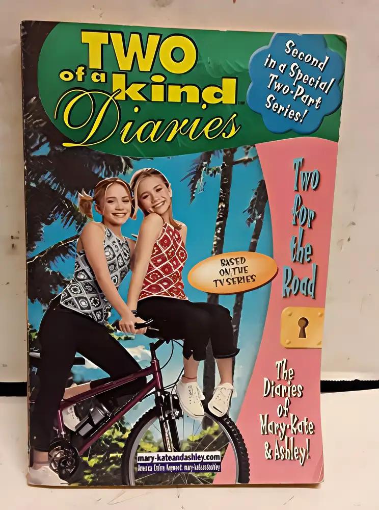 Two for the Road (Mary-Kate & Ashley: Two of a Kind Diaries, No. 18)