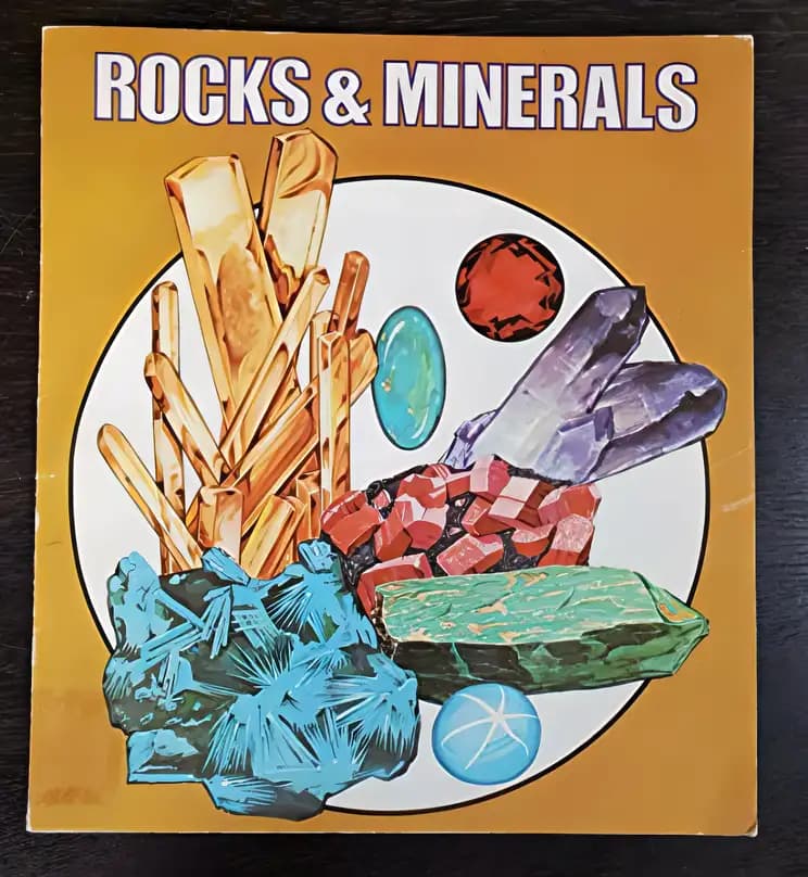 Book cover of 'Rocks and minerals'