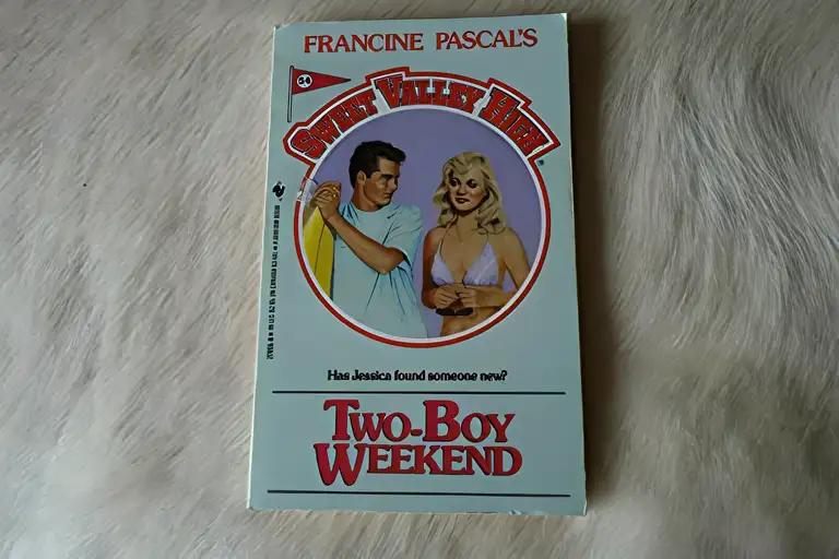 Two-Boy Weekend (Sweet Valley High Book 54)