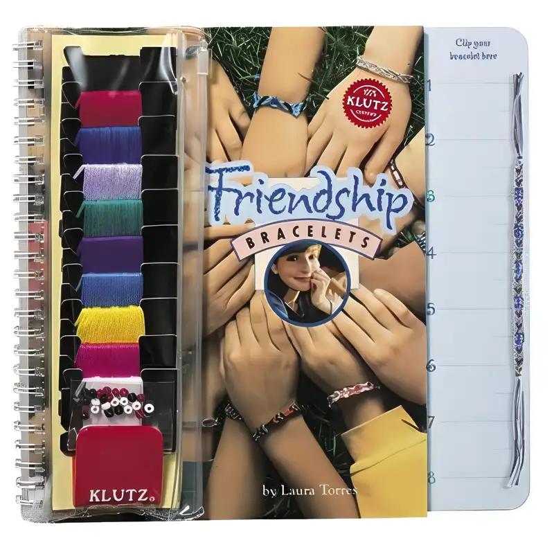 Friendship Bracelets [With Embroidery Floss & Cool Klutz Clip and Beads] [ FRIENDSHIP BRACELETS [WITH EMBROIDERY FLOSS & COOL KLUTZ CLIP AND BEADS] ] by Torres, Laura ( Author ) Oct-01-2009 Hardcover